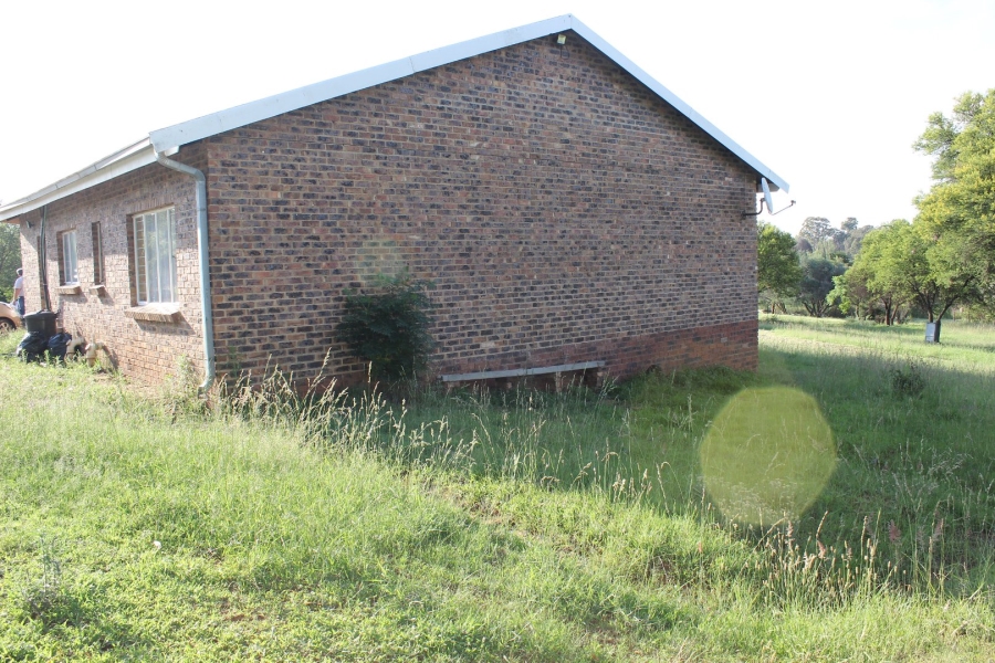5 Bedroom Property for Sale in Deneysville Free State
